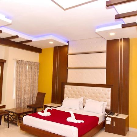 The Grand Park Hotell Chidambaram Exteriör bild