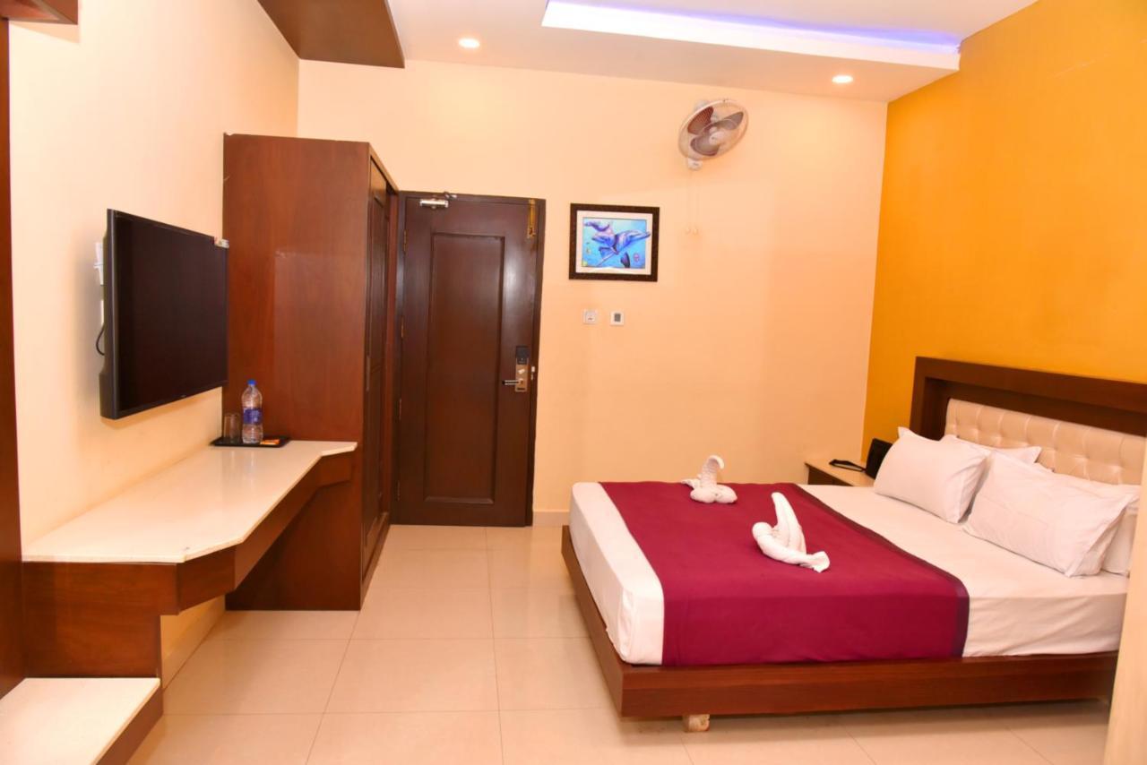 The Grand Park Hotell Chidambaram Exteriör bild
