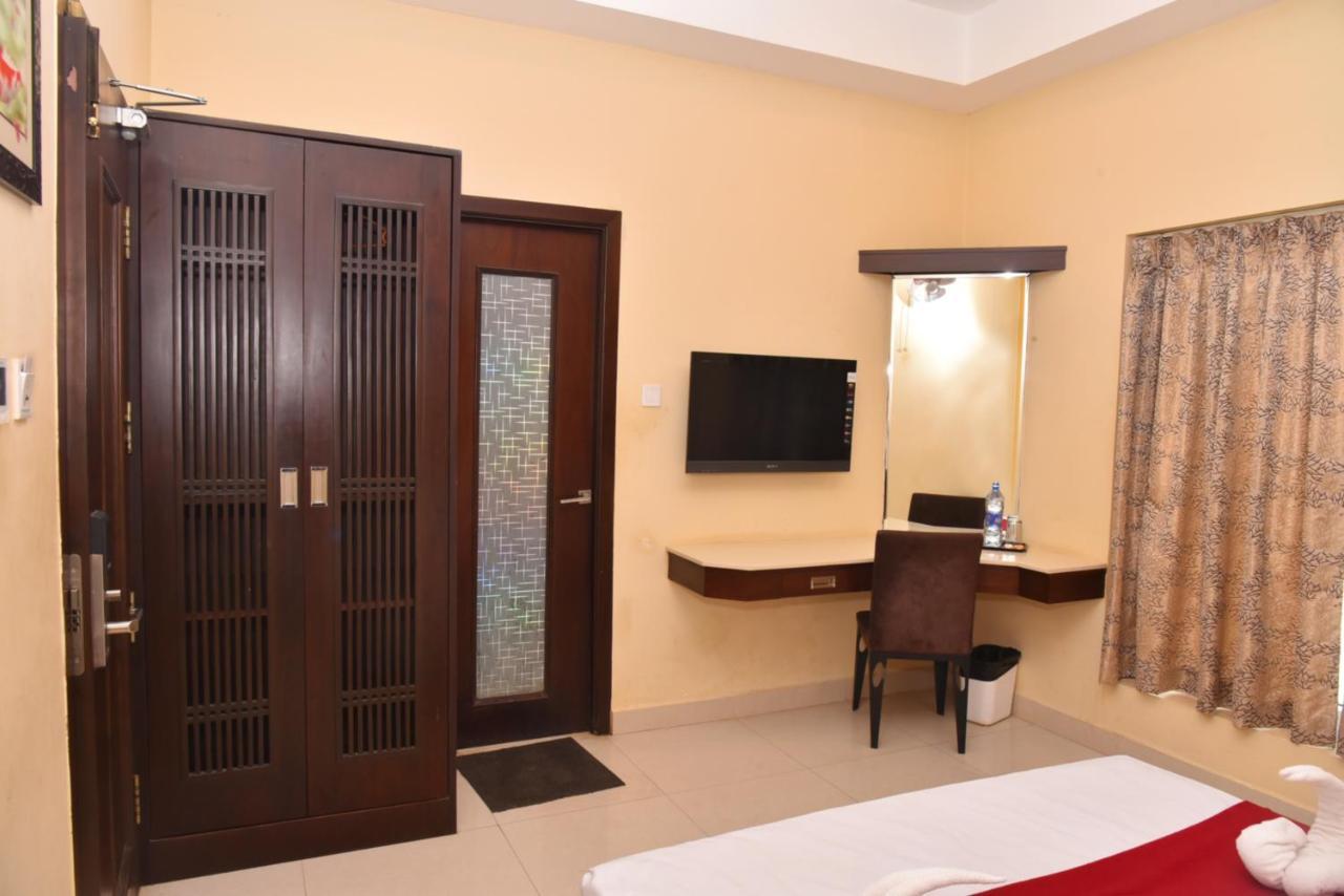 The Grand Park Hotell Chidambaram Exteriör bild